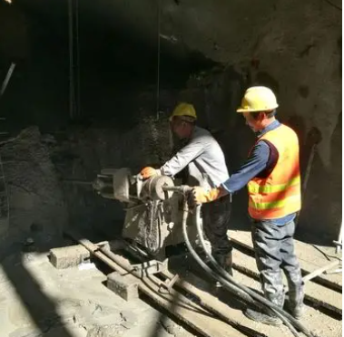 贡觉水下抗分散灌浆料特点 水下不分散注浆料介绍